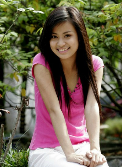 Hoàng Thùy Linh trở thành hình mẫu của nhiều giới trẻ thời bấy giờ với vai diễn Vàng Anh. Ảnh: VTV