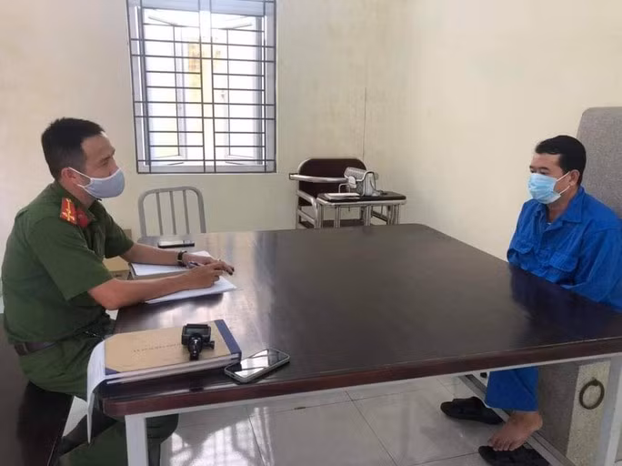 Đoàn Thanh Châu 47 tuổi nhưng đã có 6 tiền án, 28 năm tù tội Đoàn Thanh Châu 47 tuổi nhưng đã có 6 tiền án, 28 năm tù tội