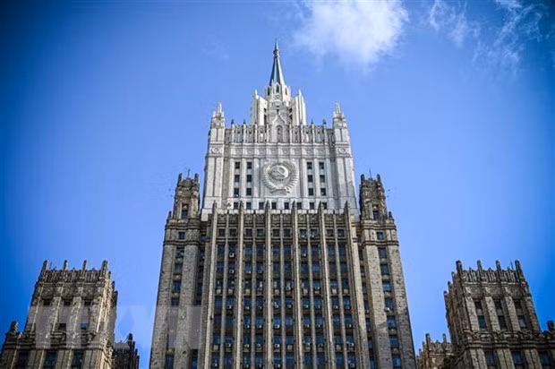 Trụ sở Bộ Ngoại giao Nga ở Moskva, ngày 28/2/2022. (Ảnh: AFP/TTXVN) Trụ sở Bộ Ngoại giao Nga ở Moskva, ngày 28/2/2022. (Ảnh: AFP/TTXVN)