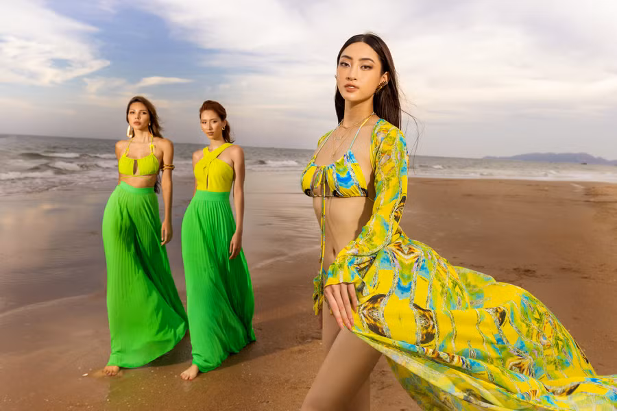 Khi sáng tạo nên các thiết kế này, Katy Nguyen mong muốn mang tới một mùa hè lộng lẫy và sôi động nhất cho những cô nàng có lối sống đầy nhiệt huyết, đam mê và yêu đời. Ảnh: Hải Nguyễn