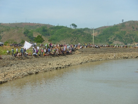 Hiện trường nơi xảy ra vụ tai nạn thương tâm.