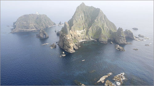 Quần đảo tranh chấp giữa Hàn Quốc và Nhật Bản