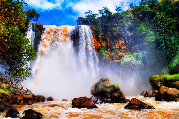 Thác Phú Cường, Chư Sê, Gia Lai. Ảnh: Nguyễn Giác