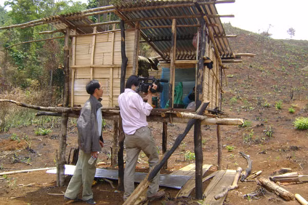 Chòi của ông Phun, dựng trong đất dự án.Ảnh: Đ.Y