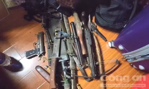 Hung khí thu giữ được từ vụ án.