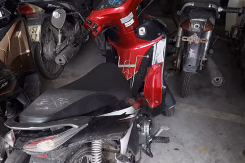  Chiếc xe máy đeo biển kiểm soát giả đối tượng Lâm sử dụng gây án