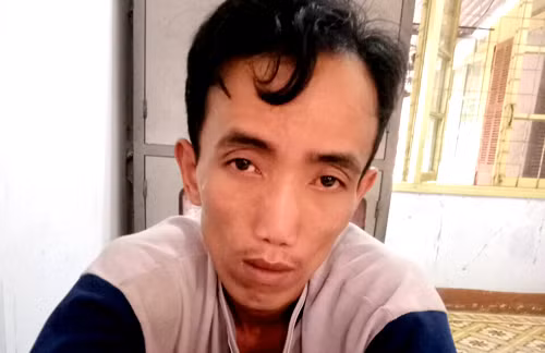 Trung tại cơ quan công an.