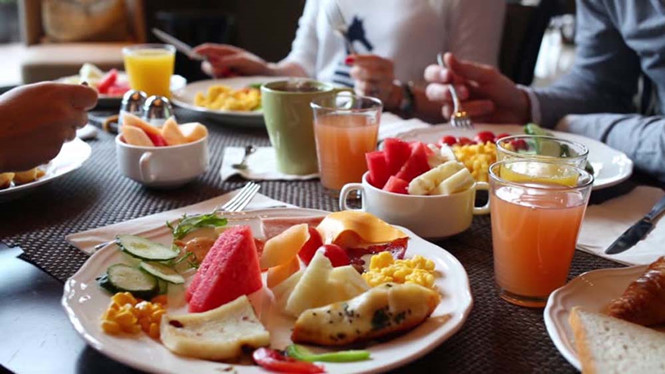 Ăn sáng giúp ngừa bệnh tim mạch. Ăn sáng giúp ngừa bệnh tim mạch.