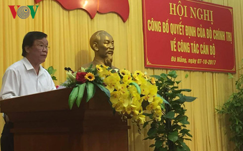 Ông Hà Ban, Phó Ban Tổ chức Trung ương đọc Quyết định về việc phân công ông Trương Quang Nghĩa làm Bí thư Thành ủy Đà Nẵng