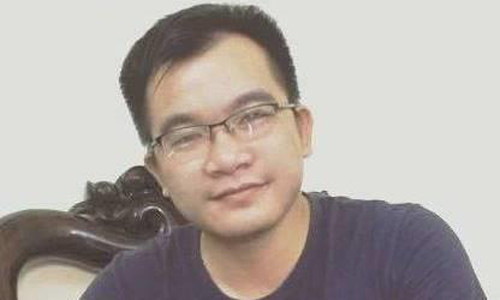 Phóng viên Đinh Hữu Dư trước khi gặp nạn khi tác nghiệp. Phóng viên Đinh Hữu Dư trước khi gặp nạn khi tác nghiệp.