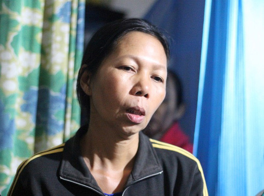 Chị Trịnh Thị Ngọc, con gái bà Nga kể lại quãng thời gian sống cực nhọc mà chị và gia đình đã vượt qua. Chị Trịnh Thị Ngọc, con gái bà Nga kể lại quãng thời gian sống cực nhọc mà chị và gia đình đã vượt qua.