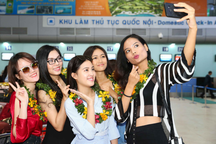 Các thí sinh khá thân thiết với nhau sau quãng thời gian đồng hành cùng chương trình. Các thí sinh khá thân thiết với nhau sau quãng thời gian đồng hành cùng chương trình.