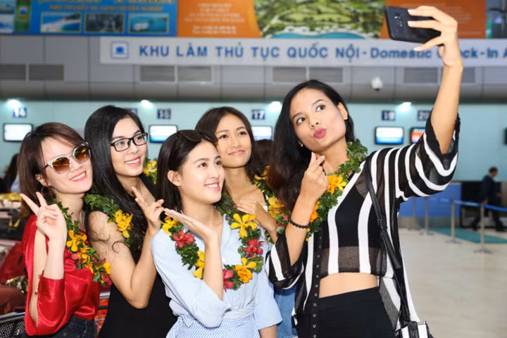 Các thí sinh khá thân thiết với nhau sau quãng thời gian đồng hành cùng chương trình.