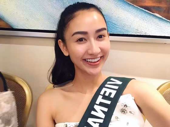  Hà Thu tham dự phần thi Beauty of face