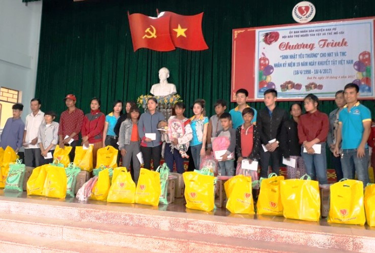 Công tác chăm lo người khuyết tật, trẻ mồ côi ở huyện Đak Pơ luôn được quan tâm bằng những việc làm thiết thực. Ảnh Trần Dung