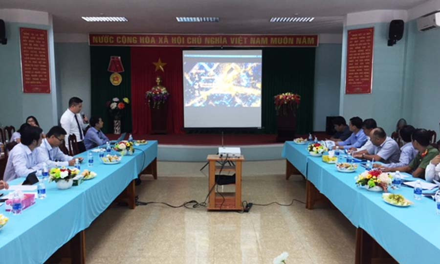  Quang cảnh buổi làm việc. Ảnh: Bá Thăng