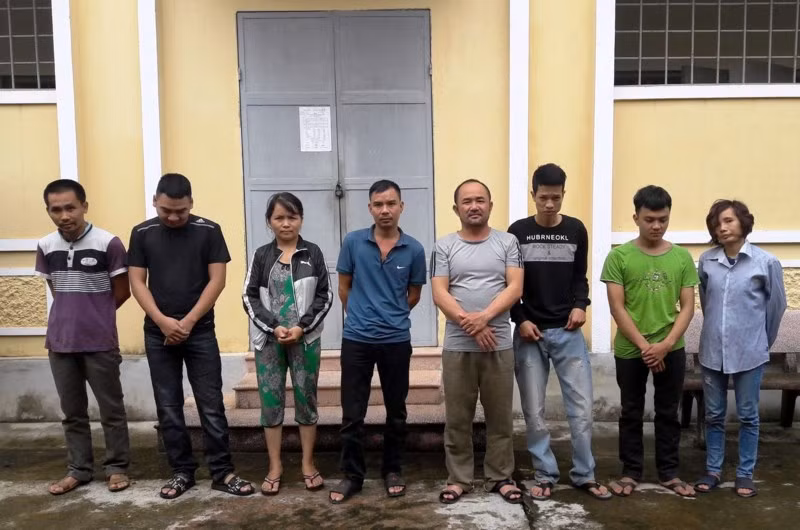 Nhóm đánh bạc bằng hình thức lô đề bị bắt giữ.