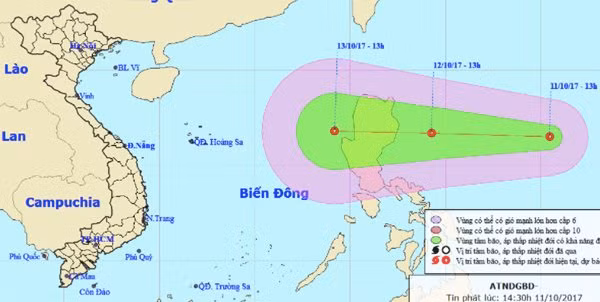 Áp thấp nhiệt đới sẽ mạnh lên thành bão số 11 khi đi vào giữa biển Đông. Áp thấp nhiệt đới sẽ mạnh lên thành bão số 11 khi đi vào giữa biển Đông.