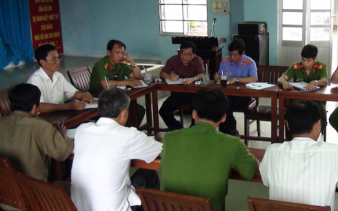 Cơ quan điều tra phân tích kết quả khám nghiệm vụ án.