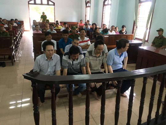Các bị cáo tại phiên tòa phúc thẩm. Các bị cáo tại phiên tòa phúc thẩm.