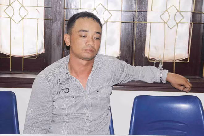 Trần Văn Tuấn tại cơ quan điều tra.