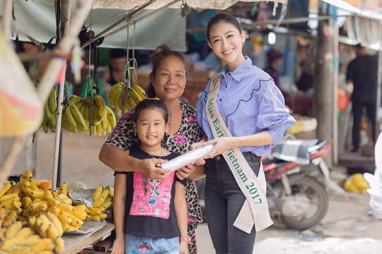 Hoạt động phụ của Hà Thu trước khi đến Miss Earth rất hữu hiệu.