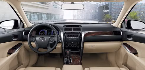 Nội thất xe không có nhiều thay đổi so với thế hệ tiền nhiệm.