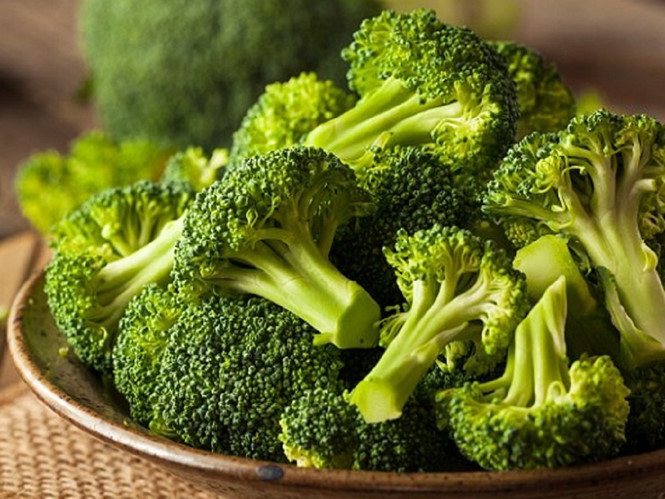 Chất chống ô xy hóa có nhiều trong rau xanh rất có lợi cho sức khỏe của thận.