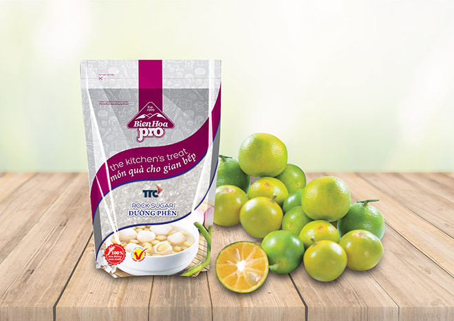 Do đặc tính thanh mát, khi đường phèn kết hợp cùng những nguyên liệu như tắc, vỏ quýt hoặc cánh hoa hồng tươi sẽ giúp trị ho, viêm họng và các bệnh về đường hô hấp khác vô cùng hiệu quả. Do đặc tính thanh mát, khi đường phèn kết hợp cùng những nguyên liệu như tắc, vỏ quýt hoặc cánh hoa hồng tươi sẽ giúp trị ho, viêm họng và các bệnh về đường hô hấp khác vô cùng hiệu quả.