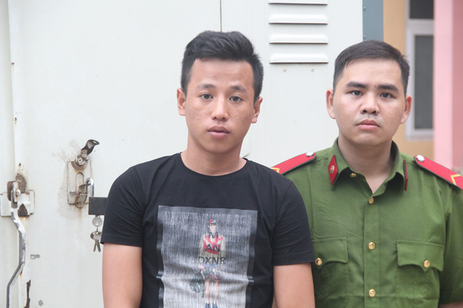 Nhân bị bắt tạm giam. Nhân bị bắt tạm giam.