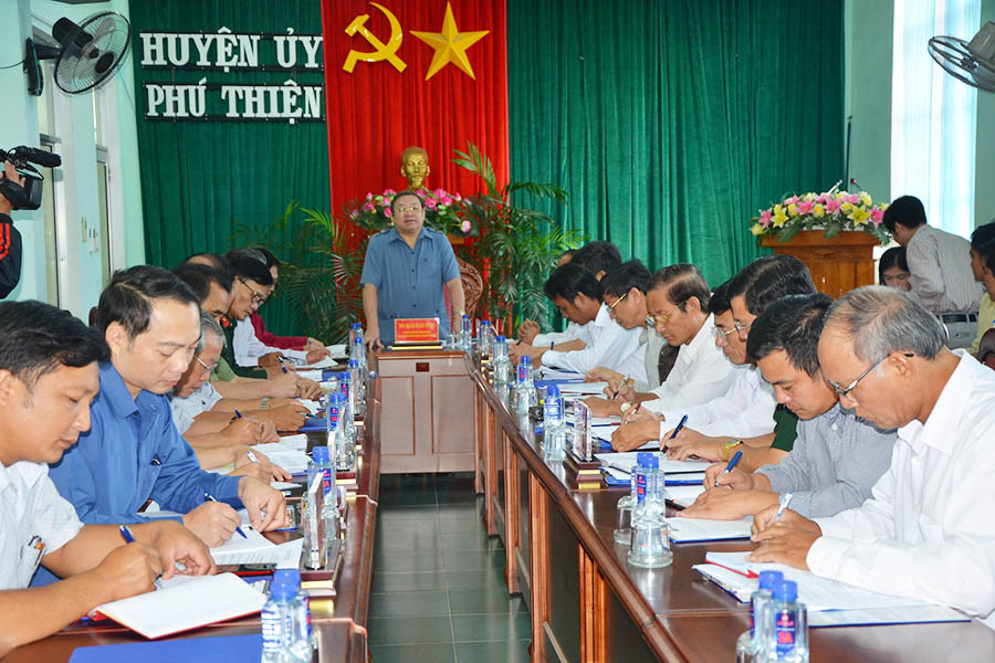 Ban Dân vận Trung ương kiểm tra tại huyện Phú Thiện. Ảnh: Đức Phương Ban Dân vận Trung ương kiểm tra tại huyện Phú Thiện.