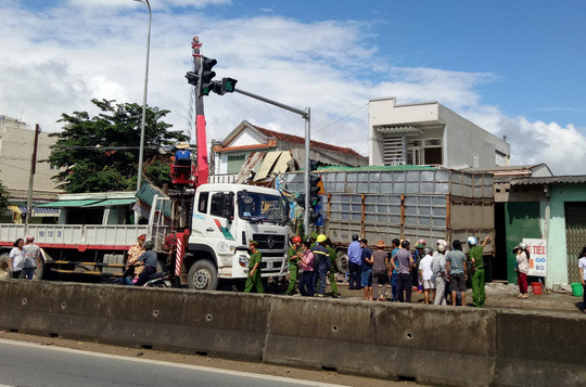 Hiện trường vụ tai nạn. Hiện trường vụ tai nạn.