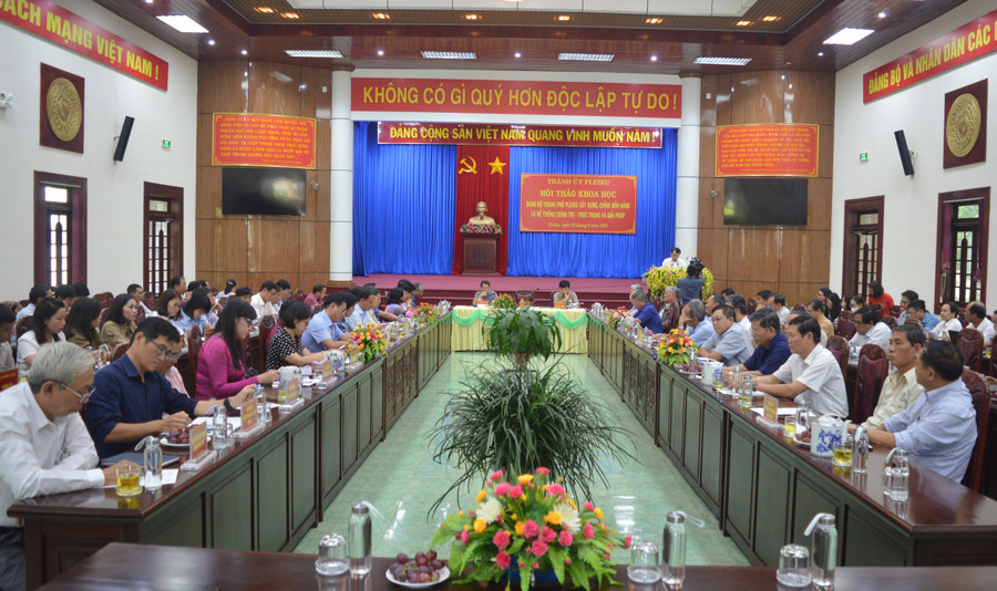 Quang cảnh hội thảo. Ảnh: Anh Huy