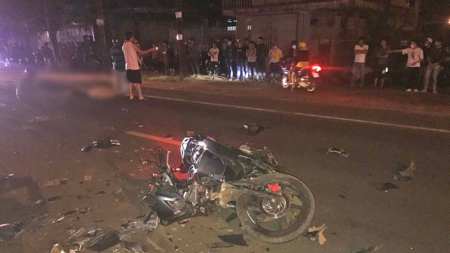 Hiện trường vụ tai nạn. Ảnh: R'Ô HOK