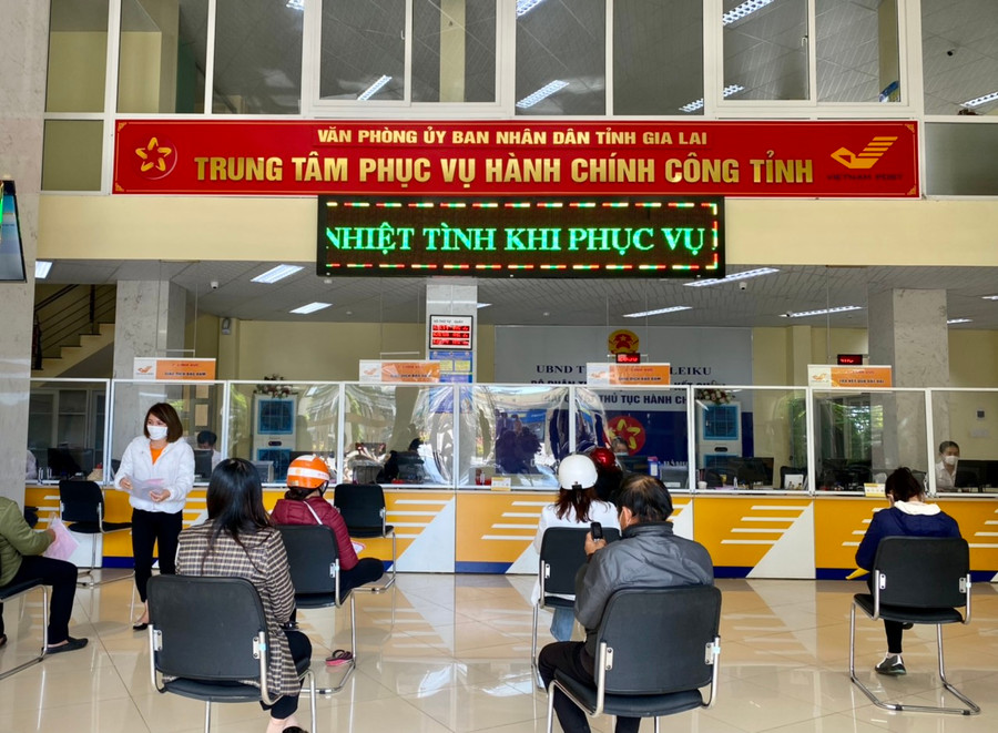 Gia Lai luôn nỗ lực phát huy vai trò của Trung tâm Phục vụ hành chính công tỉnh. Ảnh: Hà Duy Gia Lai luôn nỗ lực phát huy vai trò của Trung tâm dịch vụ hành chính công. Ảnh: Hà Duy.