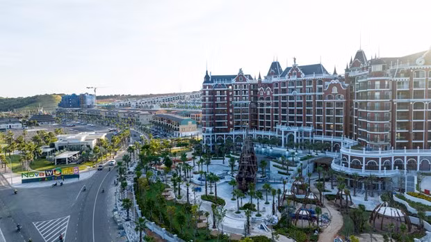 Những tiện ích đẳng cấp như khách sạn tiêu chuẩn 5 sao Movenpick Resort Phan Thiet.