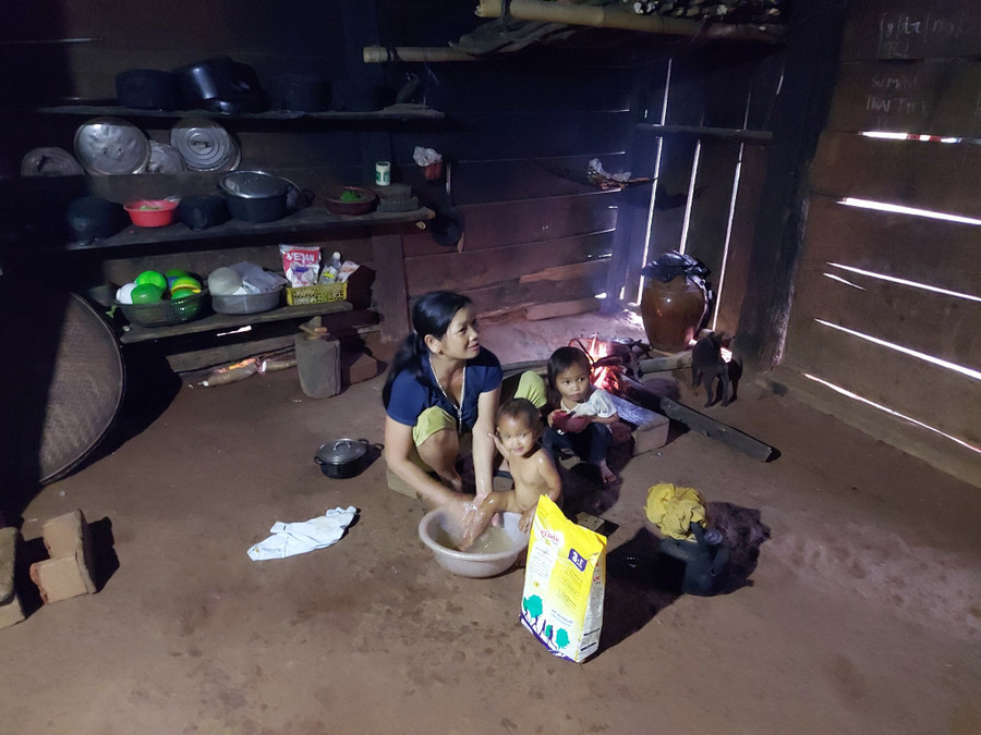 3 trong 9 người Trung Quốc đang làm việc với lực lượng biên phòng