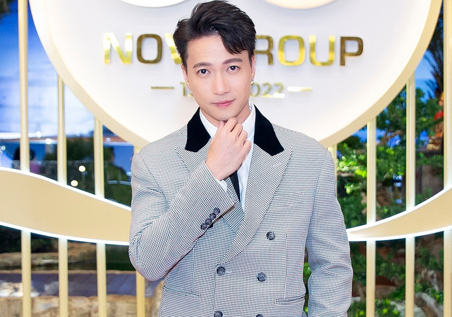 S.T Sơn Thạch vừa trở lại đường đua Vpop với MV Ngày thương tháng nhớ năm đợi. Ảnh: Cao Minh Mẫn