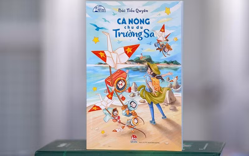 “Cà Nóng chu du Trường Sa”.