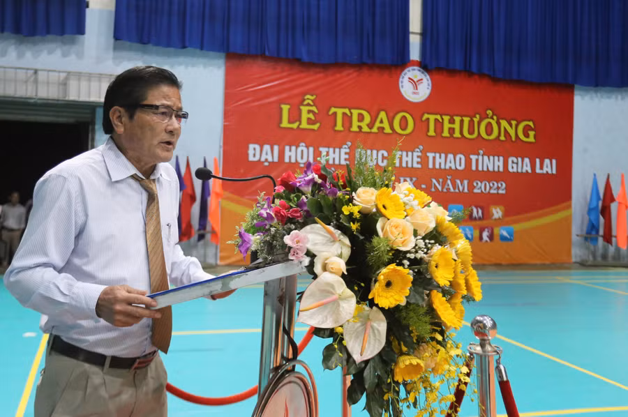 Giám đốc Sở Văn hóa-Thể thao và Du lịch Trần Ngọc Nhung phát biểu bế mạc Đại hội. Ảnh:Văn Ngọc