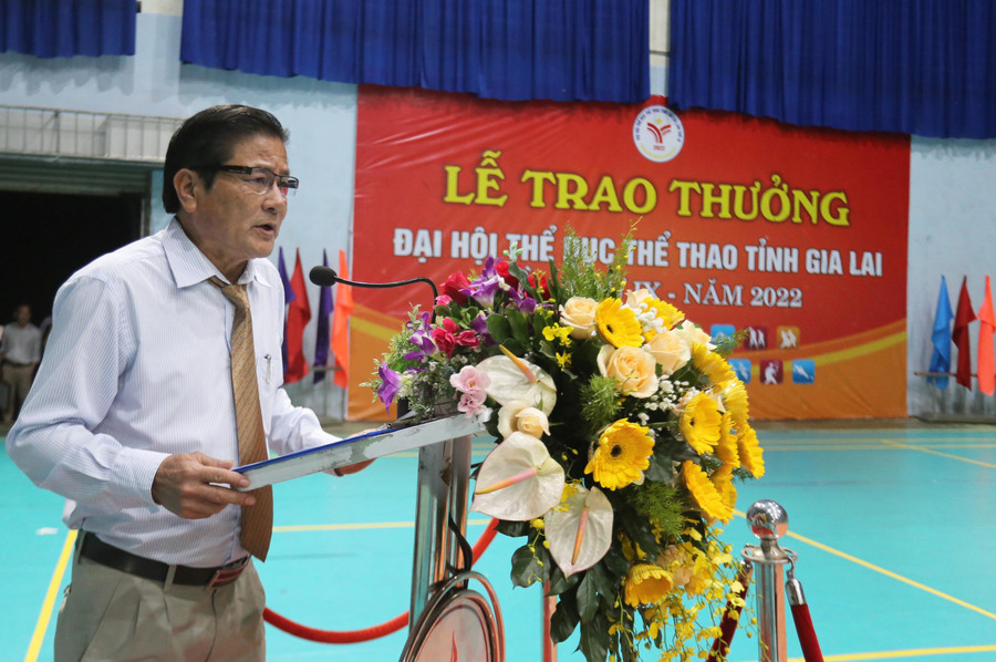 Giám đốc Sở Văn hóa-Thể thao và Du lịch Trần Ngọc Nhung phát biểu bế mạc Đại hội. Ảnh:Văn Ngọc