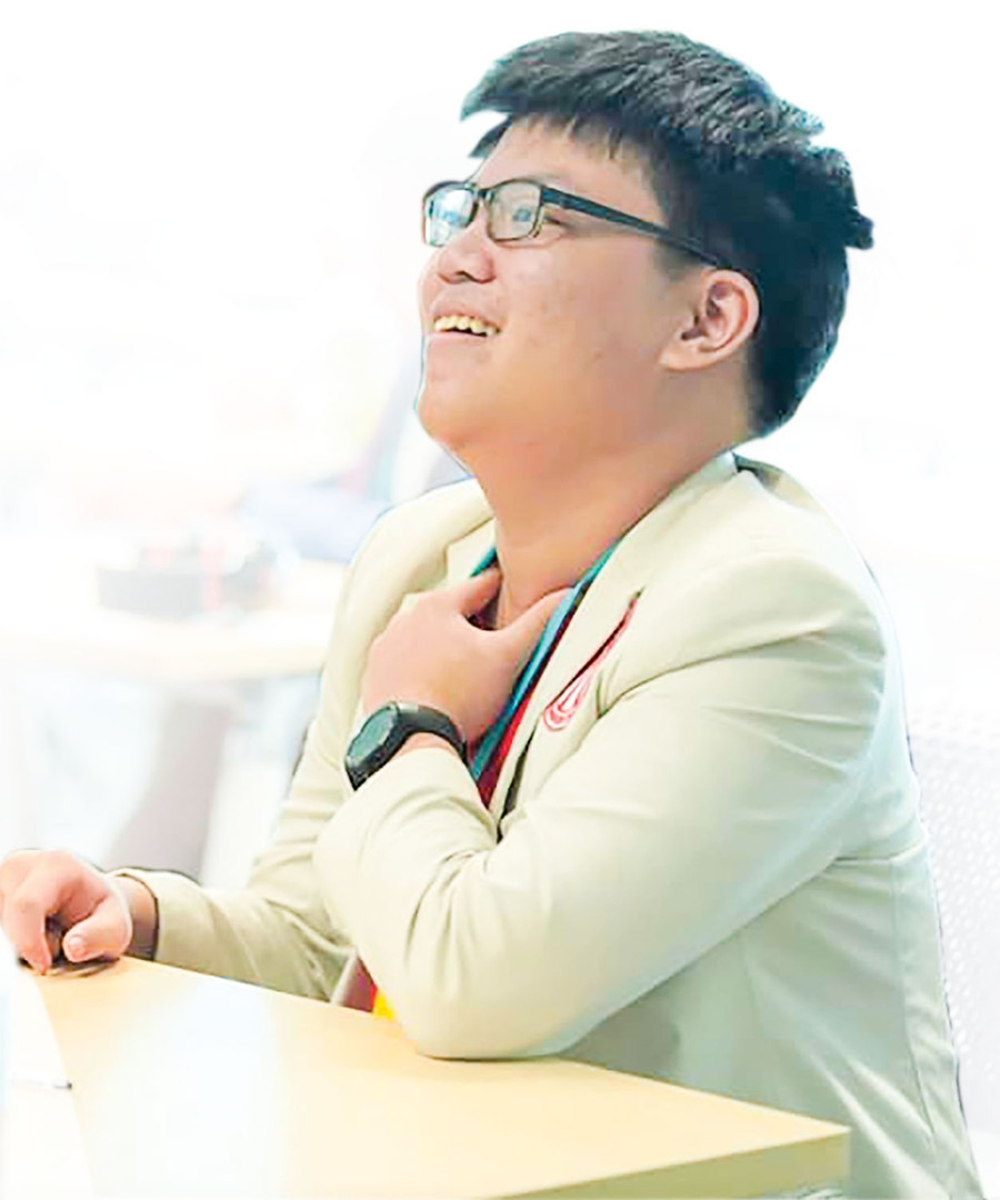 Chân dung Kỷ lục gia Huỳnh Lâm Tính. Ảnh: Trịnh Minh Triết