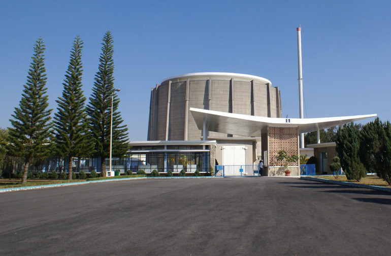 Lò phản ứng hạt nhân Đà Lạt Lò phản ứng hạt nhân Đà Lạt