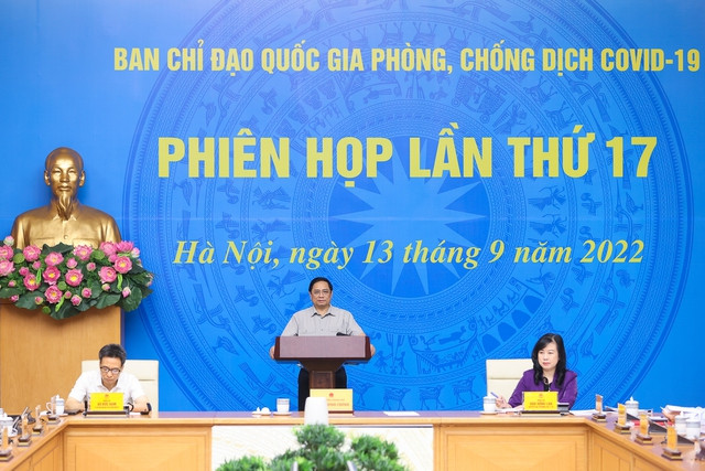 Thủ tướng Phạm Minh Chính-Trưởng Ban Chỉ đạo Quốc gia phòng, chống dịch Covid-19, chủ trì Phiên họp lần thứ 17 của Ban Chỉ đạo - Ảnh: VGP/Nhật Bắc