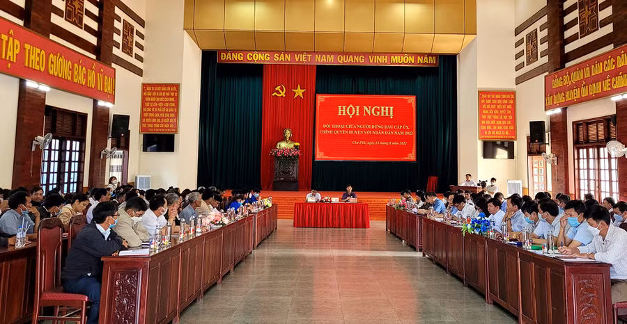  Quang cảnh buổi đối thoại. Ảnh: Đinh Yến