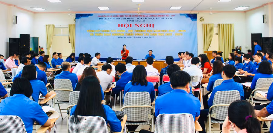 Quang cảnh hội nghị tổng kết công tác Đoàn trường học năm học 2021-2022. Ảnh: Phan Lài