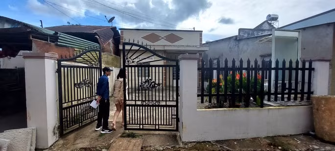 Căn nhà cấp 4, ông Quang thuê lại của người dân tại TP Bảo Lộc làm cơ sở chữa bệnh chui.