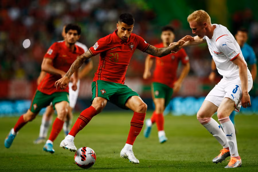  Các trận đấu World Cup 2022 gần như chắc chắn sẽ xuất hiện trên sóng truyền hình tại VN. Ảnh: AFP