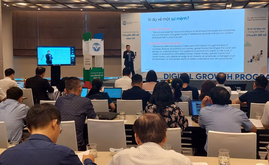 Quang cảnh buổi tập huấn về chuyển đổi số báo chí. Ảnh: Trần Đức