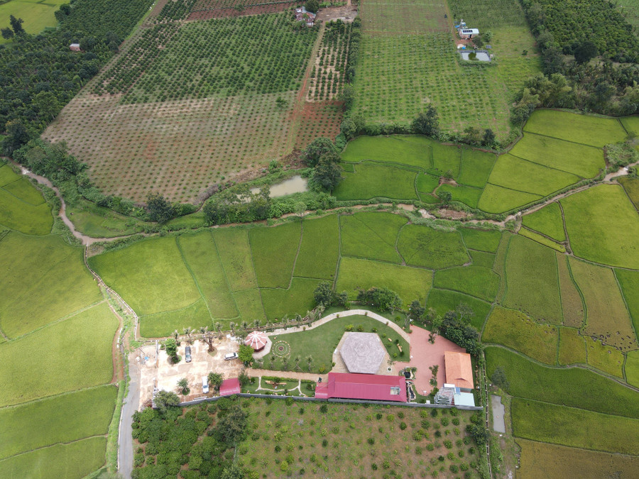 Khu biệt phủ nhìn từ trên cao. Ảnh: Lê Anh